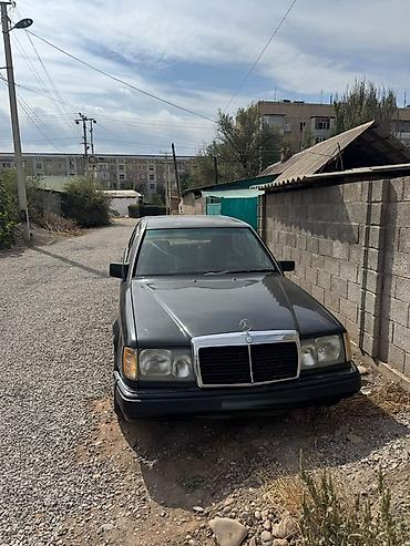 daf 2013: Mercedes-Benz W124: 1991 г., Механика, Седан — 1