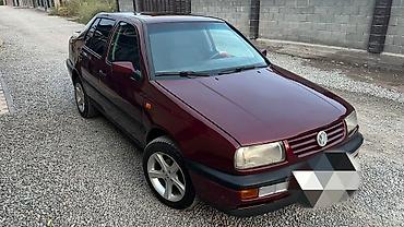 Volkswagen: Volkswagen Vento: 1995 г., 1.8 л, Механика, Газ, Седан — 2