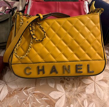 chanel blue qiymeti: Çiyin çantası, Chanel, Yeni