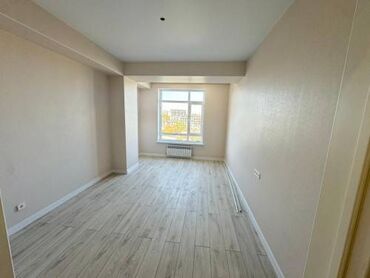 сдаю 2х комнатную квартиру бишкек тунгуче: 2 бөлмө, 64 кв. м, Элитка, 7 кабат, Дизайнердик ремонт