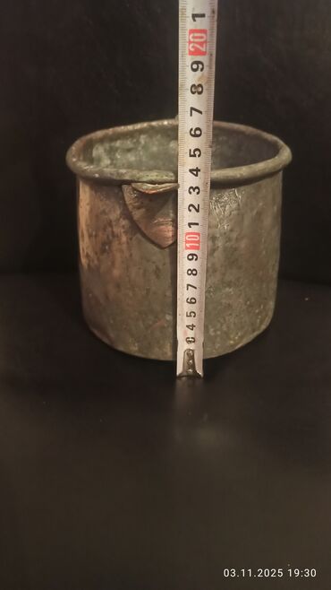 Əntiq qablar: Məhsul: Mis qab – kolleksiya üçün köhnə tipli metal qazan/kasa 1903 il — 12