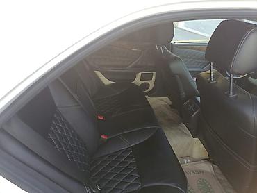 s klass guzgu: Mercedes-Benz E-Class: 3.2 l | 2000 il Sedan — 5