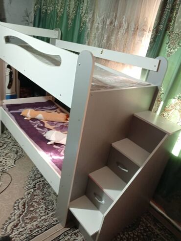 саженцы смородины цена: Двухъярусная кровать современного дизайна, оснащенная удобными