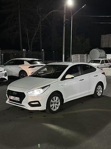 4 нашка: Hyundai Solaris: 2019 г., 1.4 л, Автомат, Бензин, Седан — 1