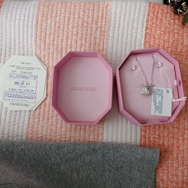 бриллианты серьги: Цепочка с кулоном и сережки гвоздики от Swarovski серия idyllia