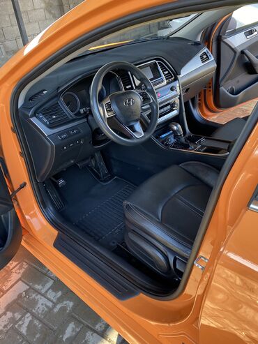 Hyundai: Hyundai Sonata: 2019 г., 2 л, Автомат, Газ, Седан — 9