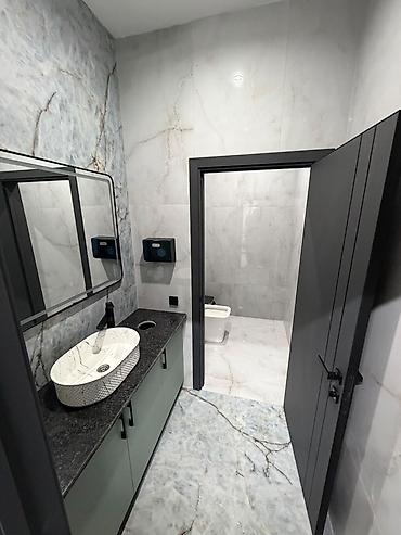15 кв: : 1700 м², В бизнес центре, С ремонтом, С парковкой — 4