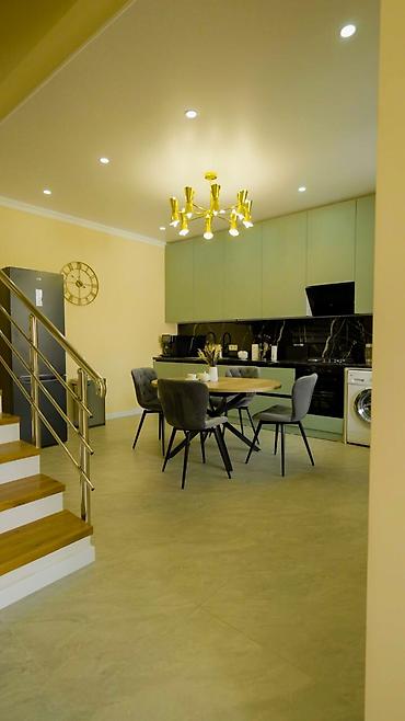 Посуточная аренда домов: Таунхаус с современным ремонтом и собственной придомовой территорией — 2