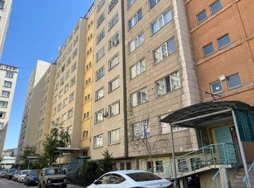 Продажа квартир: 3 комнаты, 79 м², 106 серия улучшенная, 2 этаж