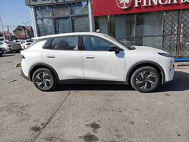 цена куго виш 01: Changan Qiyuan Q05 новый с нулевым пробегом, в комплектации Air — это — 3