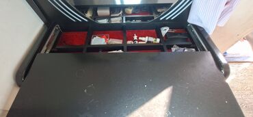 Yataq otağı dəstləri: 2 təknəfərlik çarpayı — 10