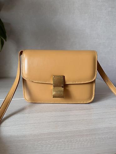Сумка из экокожи б/у 500 сом. Размер: длина 20 см, ширина 6,5 см at lalafo.kg Сумка из экокожи б/у 500 сом. Размер: длина 20 см, ширина 6,5 см