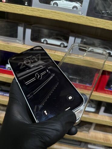 Apple iPhone: IPhone 12, Б/у, 64 ГБ, Белый, Защитное стекло, Чехол, 75 % — 6