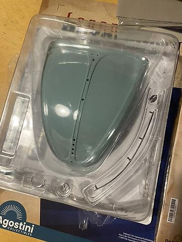 tajne i laži: VW Buba – maketa 1:8 (Die-cast) – komplet prvi delovi sa brojem 1 - — 3