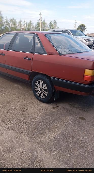corolla s: Audi 100: 1983 г., 1.8 л, Седан — 4