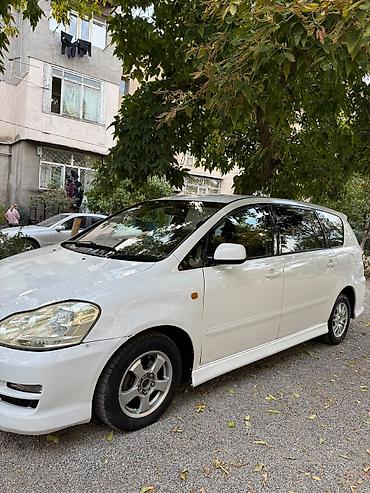 7 50 16: Toyota Ipsum: 2003 г., Минивэн — 4