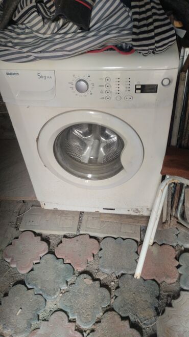 Paltaryuyan maşınlar: Paltaryuyan maşın Beko, 5 kq, Avtomat, Qurutmasız