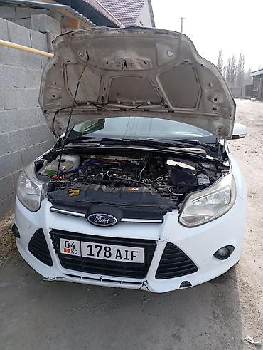 Ford: Ford Focus: 2012 г., 1.6 л, Механика, Бензин, Хэтчбэк — 2