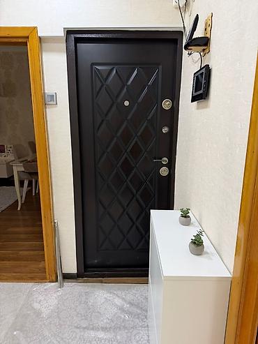güneşli: Köhnə Günəşli qəsəbəsi, Mehmandarov küçəsi 9 mərtəbəli Leninqrad — 3