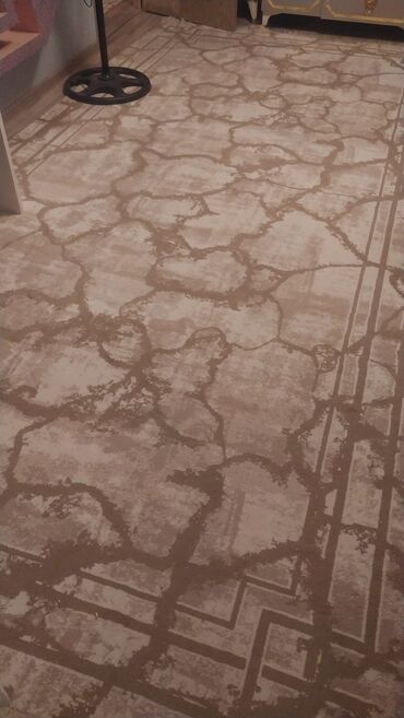 yataq otagi ucun xalcalar: Ковер Азербайджан, Нет кредита