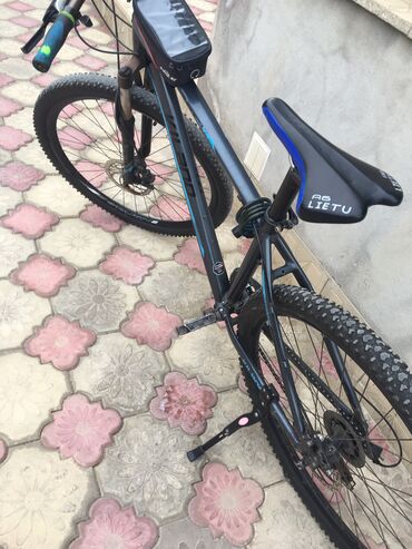 vilano velosiped: Salam VILANO velosipedi satilir hec bir problemi yoxdu usdunde telefon