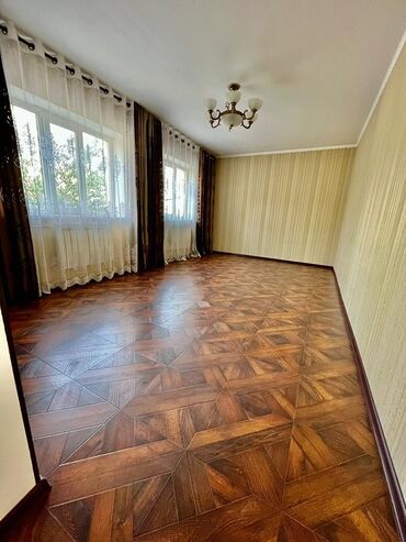 дом на квартира: 250 м², 6 комнат, Утепленный, Теплый пол, Бронированные двери