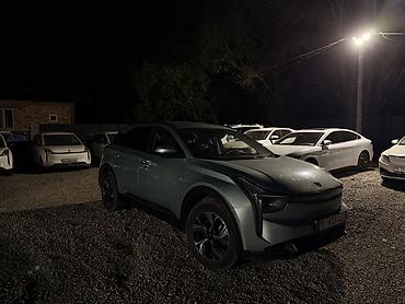 Hozon: Электромобиль Skyworth EV6 (сквозная эмблема Skyworth на капоте и — 3
