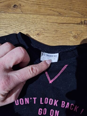 Duksevi: Benetton, Sa kapuljačom, 140-146 — 6