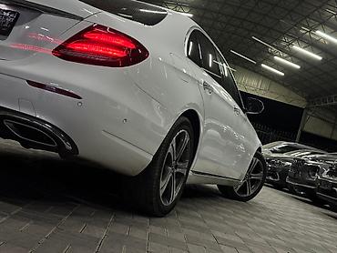 bud e9: Mercedes-Benz E-класс AMG: 2019 г., 0.2 л, Автомат, Бензин — 6
