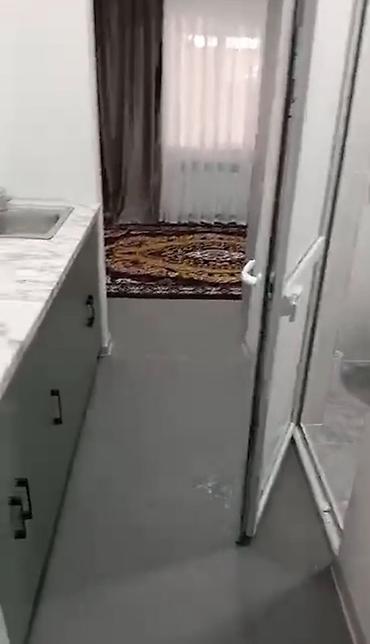 Бөлмөлөрдү ижарага берүү: Срочно сдается 1 комнатная квартира для девушек, в частном доме, район — 6