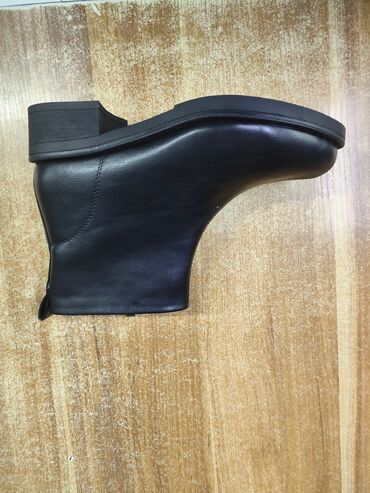 Ботинки и ботильоны: Остаток. 50 пар бар . озу оптом баасы 1300, 1500,1800 болгон товарлар — 8