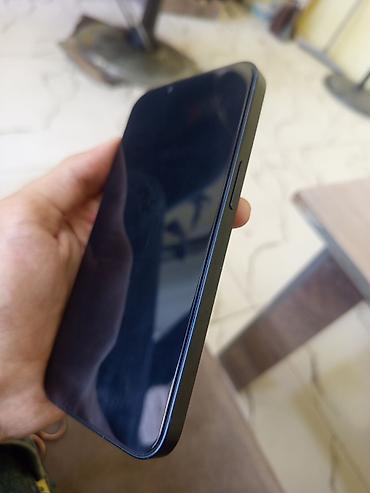 Apple iPhone: IPhone 13, Qara, Face ID — 4