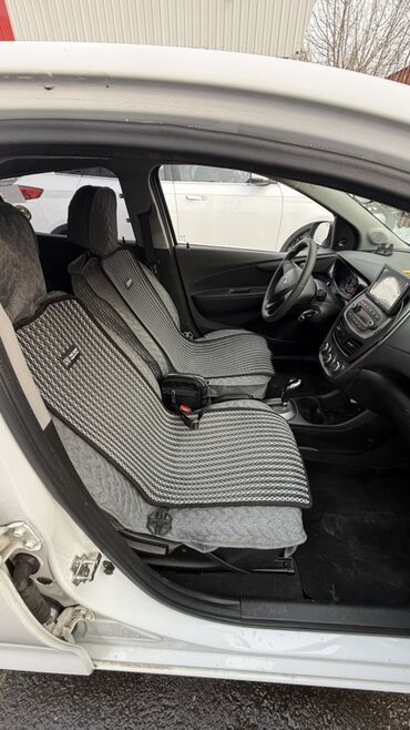 Chevrolet: Chevrolet Spark: 2020 г., 1 л, Вариатор, Бензин, Хэтчбэк — 7