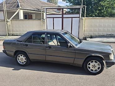 Mercedes-Benz: Mercedes-Benz 190 (W201) sedan ENDİRİM OLACAQ! - Kuzov: 4 qapılı — 2