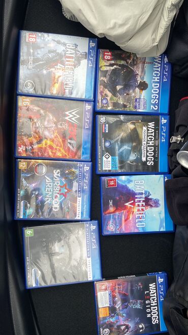 işlemiş soyducu: Ps4 discleri islenmeyib