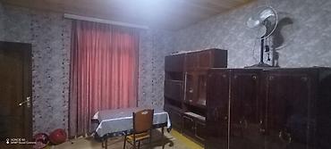 Həyət evləri və villaların satışı: Satılır: Həyət evi (şəkillərdə göstərilən) - Geniş zal: iri pəncərə — 2