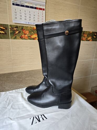 зимние сапоги аляска: Сапоги, 37, Zara, Новый, цвет - Черный, Самовывоз