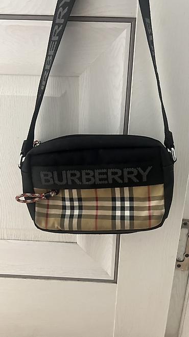 клетчатая: Барсетка, Burberry, Материал: Тканевый материал, Застежка на молнии, Б/у — 2