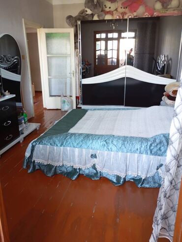 Köhnə tikili: Bakı, Hövsan qəs., 3 otaqlı, Köhnə tikili, 70 kv. m — 2