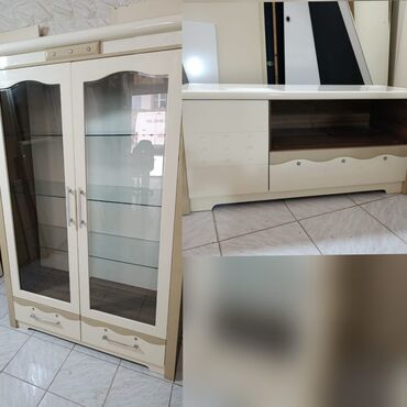 куплю старую мебель: Qorko və tv stend altlığı cəmi 50₼. Əla vəziyyətdədir. Ünvan Həzi