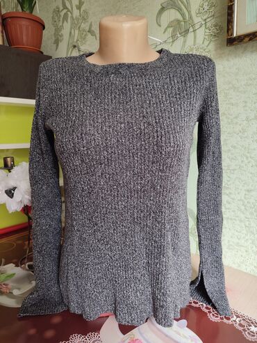 zara свитер: Пуловер