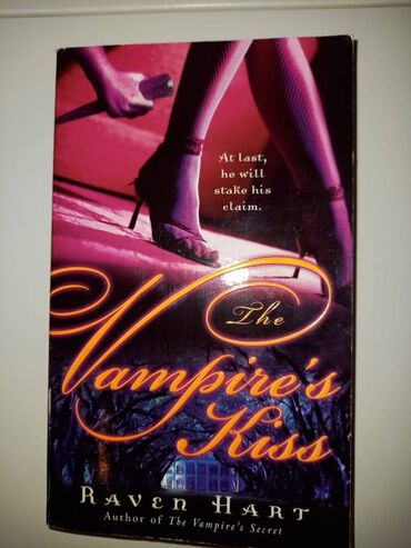 knjiga: The Vampire's Kiss (Savannah Vampire) by Raven Hart. The most