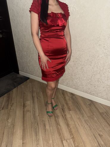Donlar: Ziyafət donu, Mini, Bershka, M (EU 38)