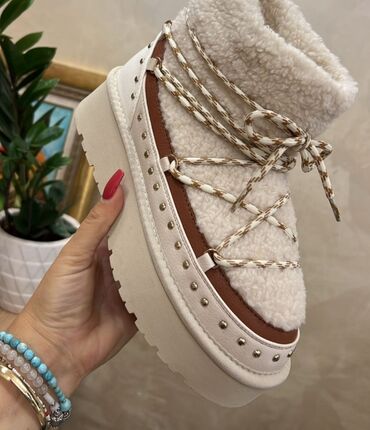 favorito obuća: Ugg mini boots, color - White, 38