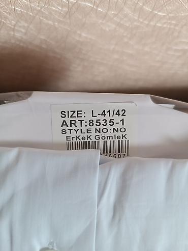 Köynəklər: Köynəklər: zolaqlı 2XL-45,Qırmızı məxmər qutuİtaliya Osmanli 2XL — 4