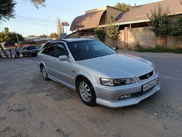 купить диски на ниву r16 бу: Honda Accord: 2001 г., 2 л, Типтроник, Бензин, Универсал