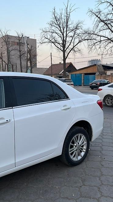 BYD: BYD : 2019 г., Робот, Электромобиль, Седан — 4