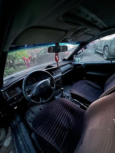 ключ опель: Opel Vectra: 1996 г., 1.6 л, Механика, Бензин, Седан — 4