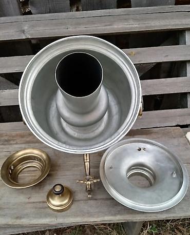 Samovarlar: Mövzu: Pirinç kömürlü samovar – klassik rus üslubu Təsvir: - — 3