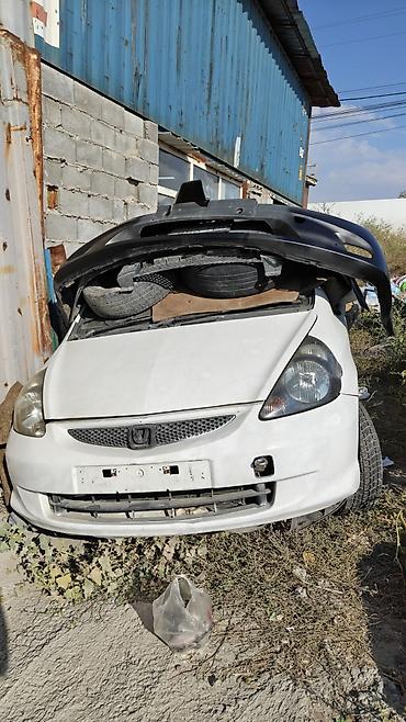 бампер фит бу: Honda Fit: 2004 г., 1.3 л, Вариатор, Бензин, Хэтчбэк — 1